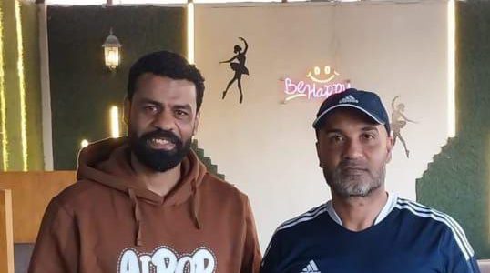 سامح العربي يتولى مهام التدريب لنادي دكرنس