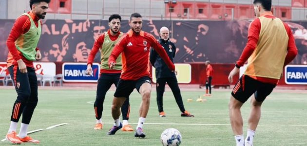 وليد الصدقاوي: مدرب فريق استاد ابيدجان يولي اهتمامًا خاصًا بلاعبي الاهلي